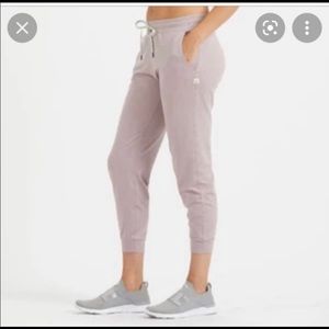 Vuori performance joggers
